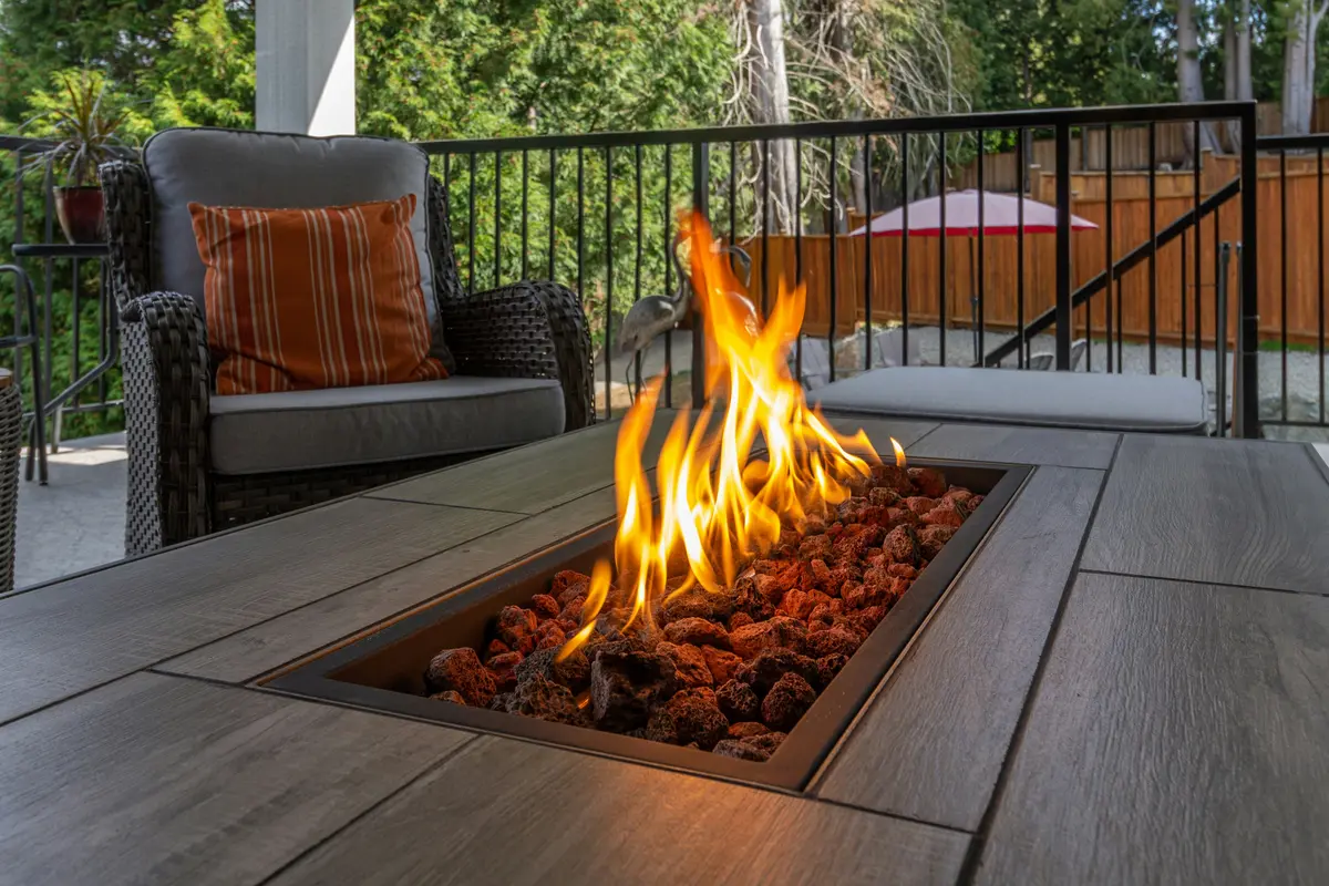 Propane to natural gas conversion for outdoor grill